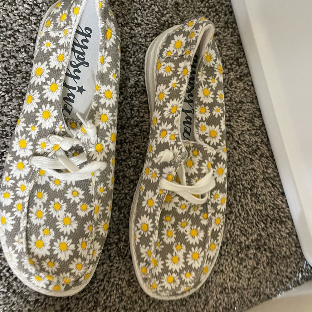 Nwot Gypsy Jazz Slip Ons